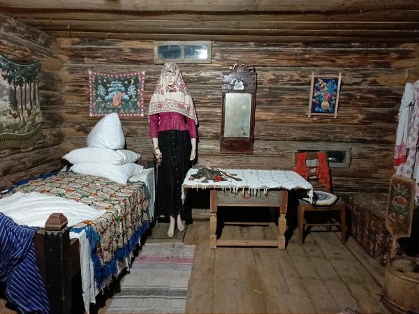 Мандроги в цифрах и фактах: кто сюда приезжает и где живет